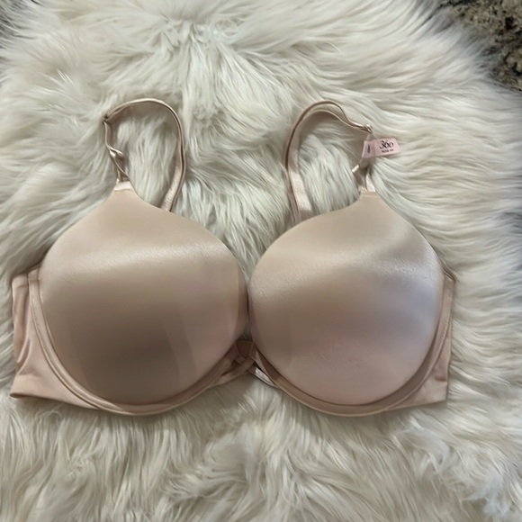 VICTORIAS SECRET BOMBSHELL PLUNGE BRA 36D NWT - Picture 1 of 7